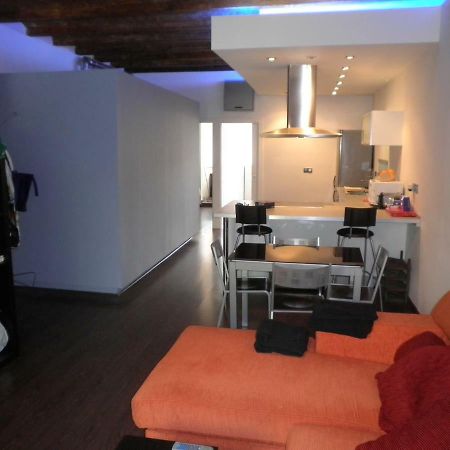 Bacrou Apartment, Design Loft Near The Sea Barcelona Exteriör bild
